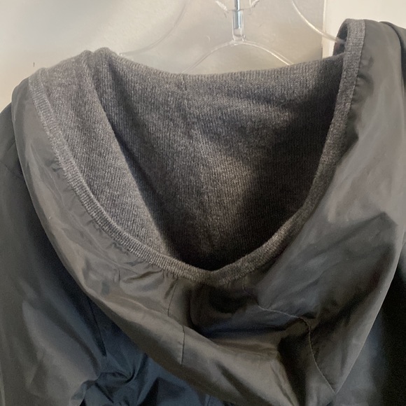 Hugo Boss boys reversible knit jacket boys around size 5 perfect condition - Picture 7 of 8